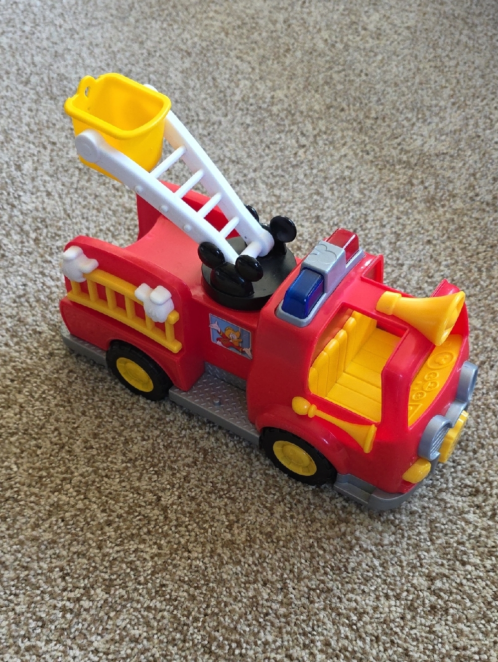 Disney Junior Mickey Mouse Fire Engine toy